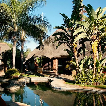 Cest Si Bon Hotel Otjiwarongo Eksteriør billede