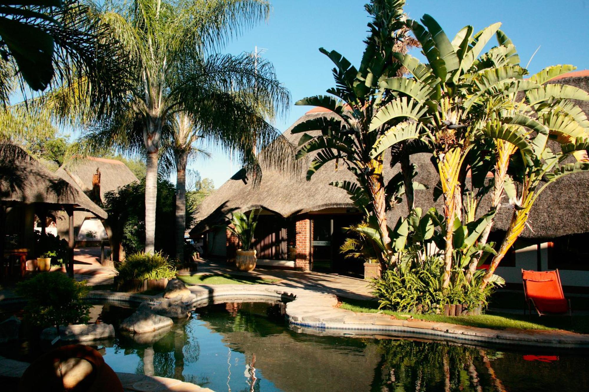 Cest Si Bon Hotel Otjiwarongo Eksteriør billede