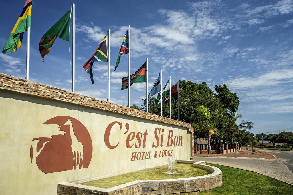 Cest Si Bon Hotel Otjiwarongo Eksteriør billede