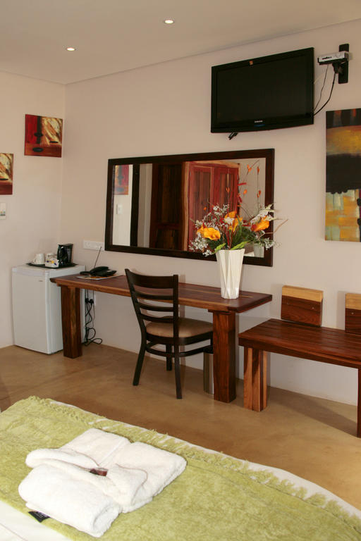 Cest Si Bon Hotel Otjiwarongo Værelse billede