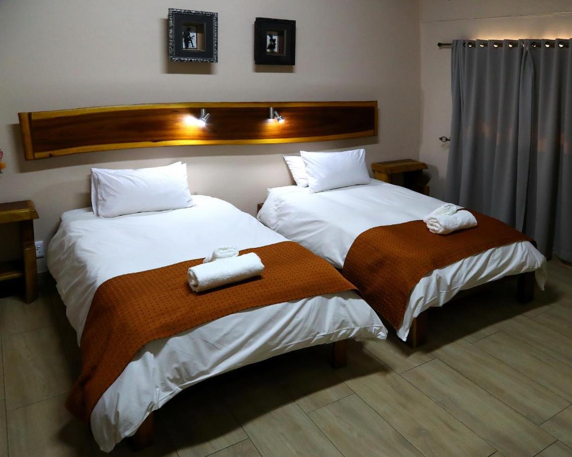 Cest Si Bon Hotel Otjiwarongo Eksteriør billede